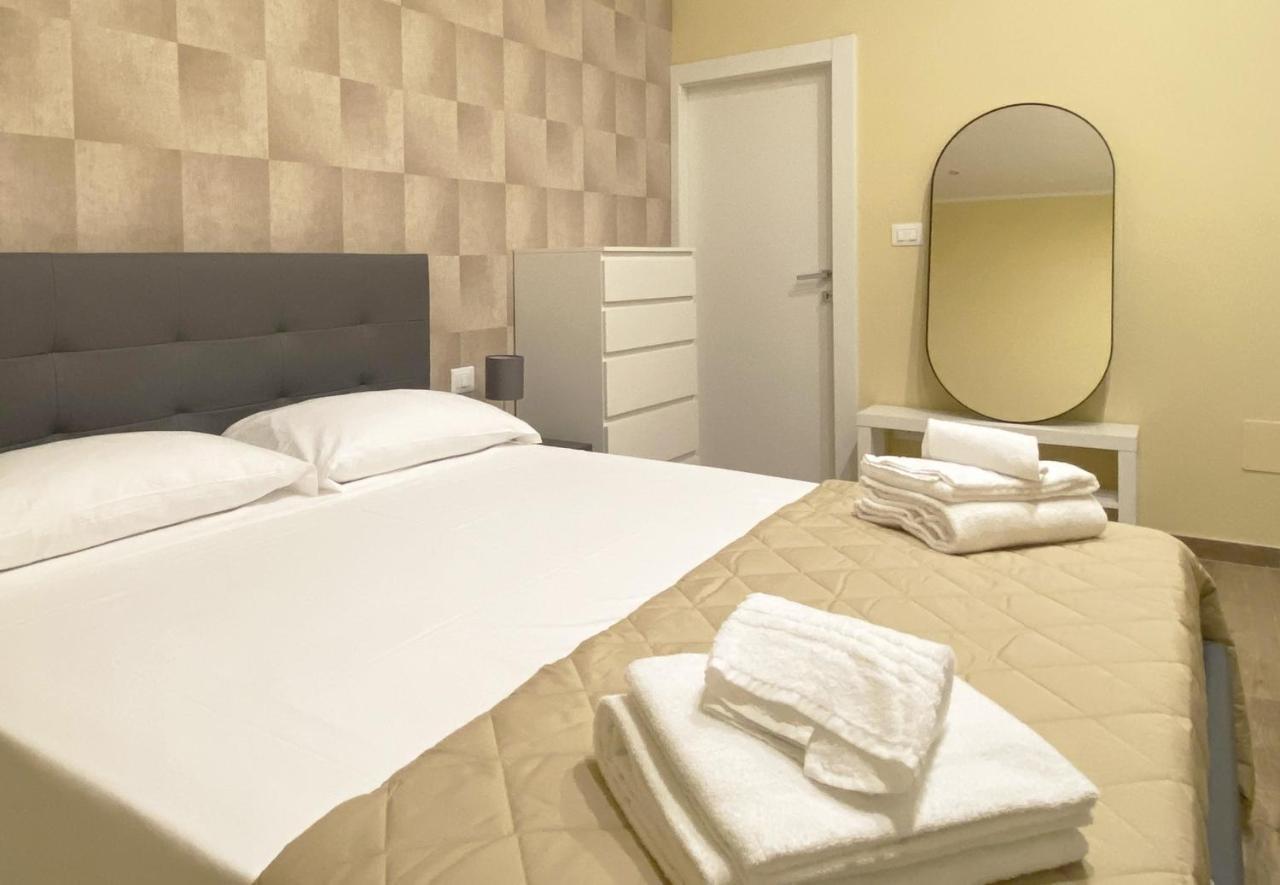 Sami B&B And Holidays Home Taranto Exterior photo